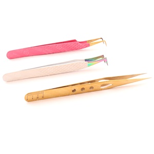 La poignée ergonomique avec poignée texturée assure la stabilité Pince à épiler anti-statique pour extension de cils Emballage personnalisé - Product Image 2