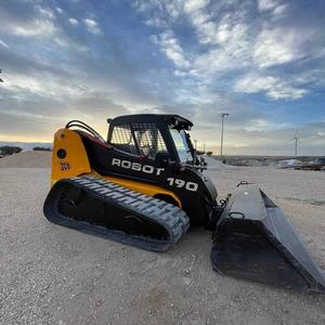 Cargadora Compacta JCB 1CXT con Cargador Frontal, Minicargadora y Retroexcavadora - Maquinaria de Construcción de Alta Eficiencia - Product Image 3