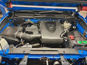 Toyota Tacoma TRD Off-Road Doble Cabina 4x4 2020 Usada, 1 Dueño, Motor V6, Diferencial Trasero con Bloqueo, Color Azul Voodoo - Product Image 6