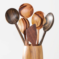 Hoge Kwaliteit Rustieke Traditionele Houten Gebruiksvoorwerpen Set Handgemaakt Voor Gastronomisch Koken En Salade Gooien Voor Gebruik In De Keuken