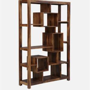 Bibliothèque contemporaine Watkins en bois de Sesham avec finition rustique en teck pour la décoration du salon - Product Image 3