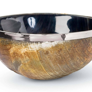 Cuenco para servir de cuerno marrón con base de soporte de metal dorado diseñado para una cena moderna, presentación de comida elegante y ocasiones especiales - Product Image 6