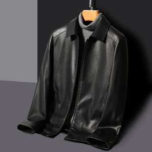 Veste en cuir de vachette véritable pour hommes entièrement personnalisée hiver imperméable fourrure de mouton tricoté fabriqué Sialkot Pakistan pas cher prix bas - Product Image 3