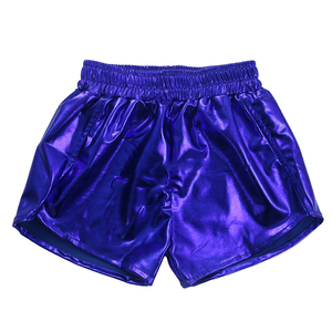 Pantalones cortos de gimnasia para niñas de cintura alta con logotipo personalizado OEM pantalones cortos de mujer de tela metálica de Color sólido de cuero PU transpirables de verano - Product Image 2