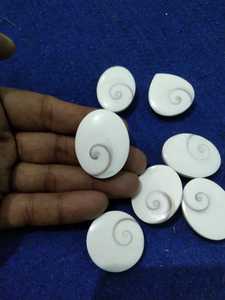 Colgantes con tema de corazón de ágata de encaje teñido para niños Tamaños surtidos de 1 a 3 pulgadas para tiendas de cuentas y diseñadores de joyas - Product Image 2