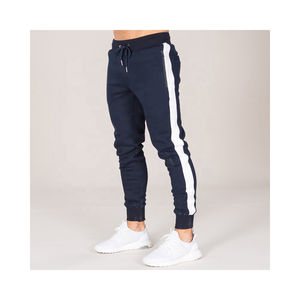 Ensemble de jogging pour homme avec logo personnalisé |   Ensemble veste coupe-vent et pantalon décontracté pour le sport et l'entraînement en salle de sport - Product Image 3
