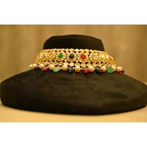 Collier et boucles d'oreilles en or fin 22 carats avec zircon Navratna, bijoux élégants pour mariage - Product Image 2