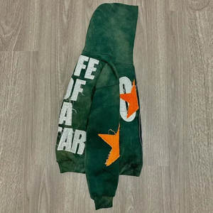 Direct-to-Garment Printed and Embroidered <b>Men</b> <b>Hoodie</b> Cotton Blended <b>Fleece</b> <b>Men</b> <b>Hoodie</b> with Distressed and Embroidered Design - Product Image 4