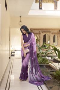 Saree élégant à imprimé floral en tissu marbale sans poids avec bordure en dentelle et chemisier pour les acheteurs de vêtements traditionnels en gros - Product Image 4