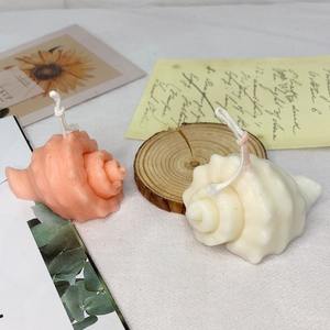 TOOWIN Conch-Shaped Scented Candles, Handmade Soy Wax Candles - Product Image 3