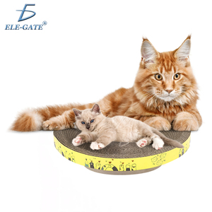 Moderna e Lussuosa Tiragraffi Grande per Gatti in Cartone Reversibile con Letto Interattivo in Legno e Giocattolo, Cuccia per Gatti in Materiale Sisal - Product Image 1