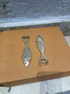 Abridor de Botellas de Cerveza de Latón Dorado Vintage, para Bodas y Fiestas, Abridor de Vino y Champán Hecho a Mano - Product Image 1