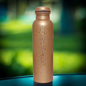 Botella de agua de cobre puro hecha a mano, recipiente de cobre Ayurvédico, botella de agua para Yoga, botella de agua de cobre para beber de tradebit - Product Image 4