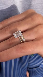 Bague de fiançailles en argent sterling 925 avec diamant radiant cultivé en laboratoire Certificat IGI Luxurious Halo Pave Setting Trendy - Product Image 3