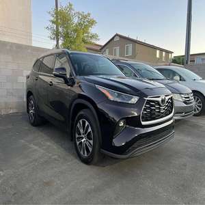 Toyota Highlander d'occasion Conduite à gauche et à droite Disponible Bon marché Prix en stock Achetez maintenant - Product Image 1