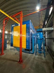 Sistema Completo de Recubrimiento en Polvo por Transportadores de Alta Demanda con Cabina de Pretratamiento y Horno de Curado Disponible en Venta - Product Image 3