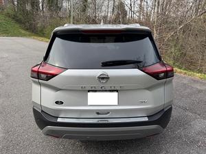 IMPRESIONANTE NI-SS-AN RO-GUE SV 2021 2WD CON TRANSMISIÓN AUTOMÁTICA, ASIENTOS DE CUERO Y TECHO PANORÁMICO COMPLETO - Product Image 6