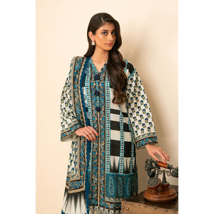 ชุดคัตตาร์พิมพ์ลาย 3 ชิ้นสำหรับผู้หญิง พร้อมผ้าคลุมไหล่ ประกอบด้วยเสื้อ กางเกง และผ้าคลุมไหล่ รุ่น SD-52255 - Product Image 3
