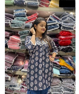 Ropa étnica india Algodón rubí con estampado digital Ropa casual corta Kurtis Fabricación india y precio al por mayor Kurtis Set - Product Image 1