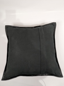 Venta al por mayor 2024 Venta caliente hecha a mano trenzada de cuero genuino funda de almohada Color sólido hecho negro y marrón cojines para el hogar - Product Image 2