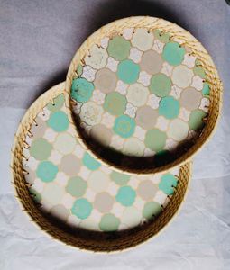 Plateaux de canne faits à la main sur mesure avec des bases de motifs en résine marbre, idéaux pour les cadeaux et adaptés aux magasins à domicile - Product Image 3