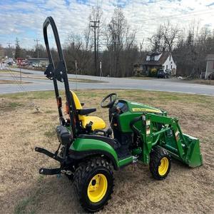 Para John, Tractor de Pedales 1026R con Motor de 20HP y Caja de Cambios de Calidad Premium y 1 Año de Garantía - Product Image 1
