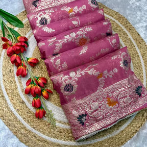 ผ้าไหมมินาบุตติโดลาสวยงาม พร้อมสีสันที่น่าทึ่ง ผ้าปาลูที่สวยงามและหรูหรา พร้อมเสื้อทอทั้งตัว - Product Image 1