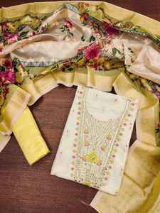 Dhwaja Export - Conjunto de Mujer en Modal Chandari Meena Jaqarad con Bordado en el Cuello (2.10m), Parte Inferior de Seda Santon (2.20m) y Dupatta de Organza - Product Image 3