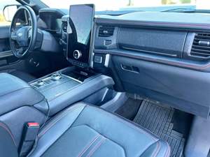 La Elección del Distribuidor: Ford Expedition Limited 4x4 2023, Inspeccionada, Turbo V6, Tracción en las Cuatro Ruedas, Interior de 7 Asientos, Sin Modificaciones - Product Image 6