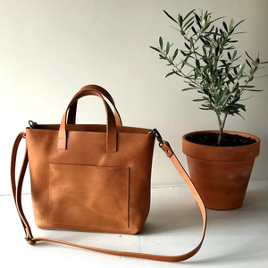 Sac fourre-tout en cuir véritable de luxe pour femmes, usage quotidien, fait main, marque personnalisée LTB-0032 - Product Image 1