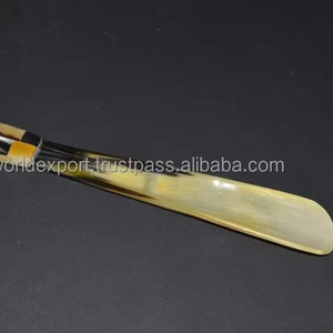 Cuerno de vaca natural personalizable del tamaño Cuernos del zapato Precio de fábrica Cuerno de buey de búfalo Producto hecho a mano del mejor logotipo personalizado por FWE - Product Image 6