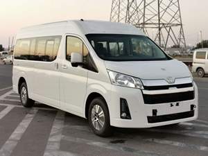 Hiace Van 2022 con Volante a la Izquierda, Caja de Cambios Automática, Motor de 4.5L, Emisión Euro IV, Asientos de Cuero, Interior Oscuro, Techo Solar Panorámico - Product Image 2