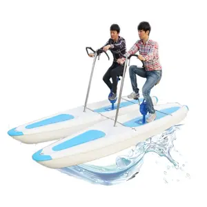 Taille personnalisée Pvc robuste gonflable bananes pontons Tubes bouée bateaux à pédales No quantité minimale de commande pour vélo flottant d'eau de mer