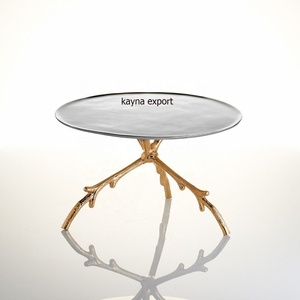 Soporte para Tartas de Metal Dorado con Base de Acero Inoxidable Martillado, Diseño Único, Novedad en Utensilios de Cocina, Ecológico, Apto para Lavavajillas - Product Image 2