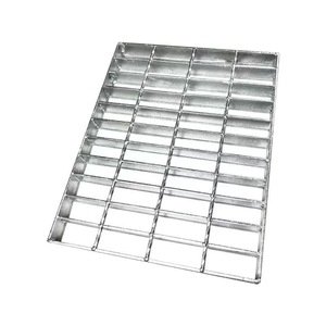 Grille en acier galvanisé à dents personnalisée, robuste, pour sol industriel/grille en acier robuste/couverture de drainage de <span class=keywords><strong>gouttière</strong></span> - Product Image 1