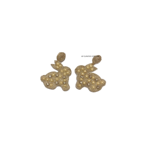 Boucles d'oreilles pendantes brodées à la main pour femmes, accessoire de mode coloré, collection Pâques, best-seller, de la marque Ap Curated Couture - Product Image 5