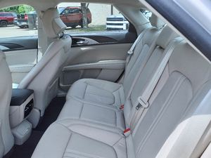 Offre Spéciale : Lincoln MKZ Hybride SE L Electr FWD d'occasion 2022 - Prêt à être expédié - Product Image 6