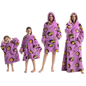 Mantas Tejidas Extra Grandes, Cómodas y Lindas con Capucha, Diseño Nuevo, Logotipo Personalizado, Ropa Familiar para Adultos y Niños - Product Image 1