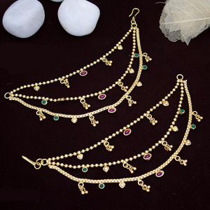 ห่วงโซ่หูชุบทองดีไซเนอร์พร้อมหิน pota สำหรับผู้หญิงเครื่องประดับที่สมบูรณ์แบบสำหรับเจ้าสาว haldi mehendi และโอกาสตามเทศกาล - Product Image 3