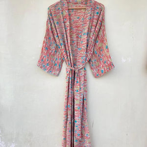 Kimono de seda para mujer, bata de seda hecha a mano, bata reciclada - Product Image 1