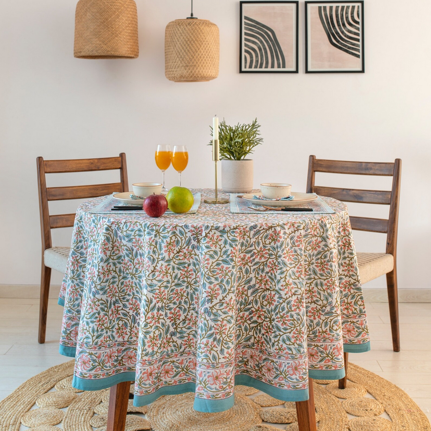 Comme le montrent dans l'image