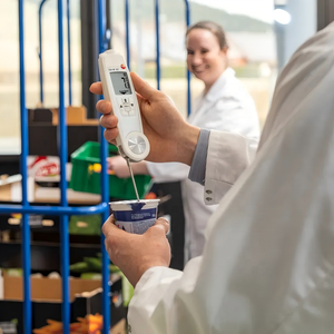 Testo 104-IR BT Infravermelho/Penetração Termômetro com Conexão App Cozinha Temperatura Medidor-50 a + 250 ° C - Product Image 5