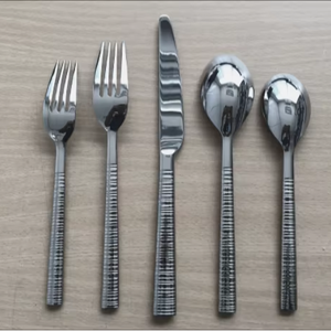 เครื่องนวดเนื้อสแตนเลส SUS304 ชุดช้อนส้อมปาร์ตี้แบบแบนทันสมัย Khanh Dang - Product Image 1