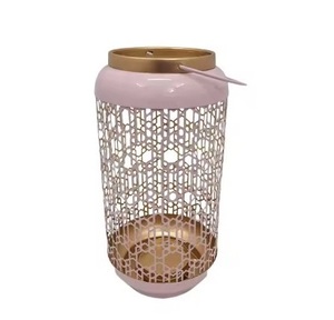 Lanterne décorative en fer faite à la main pour salle de table et éclairage festif Bougeoir décoratif Forme ovale Design attrayant - Product Image 3