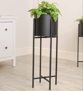Hot Selling Stylish Minimalist Black Metal <b>Planter</b> <b>Large</b> Indoor/Outdoor Stand PE Coating Custom Home Garden Decor Flower Pot - Product Image 3