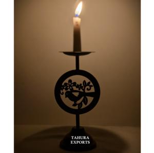 Nouveau Bougeoir Décoratif en Fer Noir 2026 avec Motifs Gravés au Laser et Aspect Délicat pour une Lumière Douce et Élégante dans les Espaces Classiques - Product Image 4