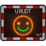 Contrôleur de vitesse du trafic du panneau solaire Attachement universel Affichage de la caméra de sécurité Indicateur de sourire de vitesse pour l'utilisation de la chaussée en plein air - Product Image 4