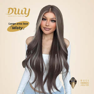 Perruque synthétique ondulée naturelle Misty-DWY avec raie libre, 136 Balayage Brun foncé blond avec dentelle frontale transparente - Product Image 1