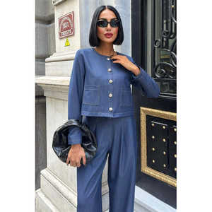 Conjunto de Traje para Mujer Nikol 10237 con Detalles de Costura Elegantes y Pantalones Palazzo - Product Image 5