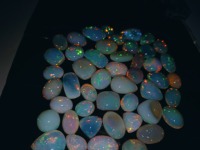 Opale naturelle éthiopienne de qualité supérieure, cabochon multicolore, mélange de couleurs, ovale, pierre précieuse en vrac - Pierre de haute qualité, traitement par cirage/huile (troisième étape)